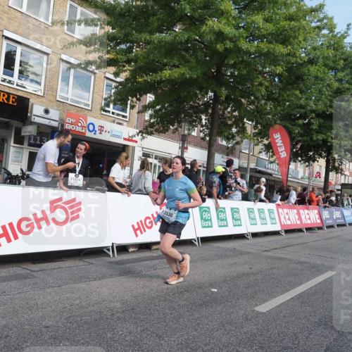 15.09.2024 - PSD Bank Halbmarathon Miley Keyser http://msf.ph/oto/7062291 15.09.2024 12:11:20 Ziel 1242, 1861, 2519, 2540, 2888, 2941, 3530 meine-sportfotos.de