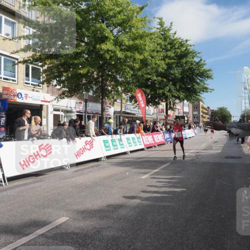 15.09.2024 - PSD Bank Halbmarathon Miley Keyser http://msf.ph/oto/7062298 15.09.2024 11:08:33 Ziel 477, 487, 493, 562, 807, 1076 meine-sportfotos.de