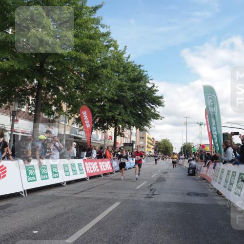 15.09.2024 - PSD Bank Halbmarathon Miley Keyser http://msf.ph/oto/7062303 15.09.2024 12:11:23 Ziel 1242, 1930, 2519, 2540, 2888, 2941, 3530 meine-sportfotos.de