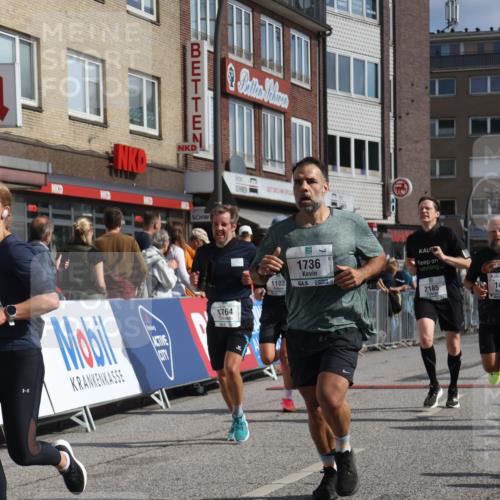 15.09.2024 - PSD Bank Halbmarathon Michael Strokosch http://msf.ph/oto/7062310 15.09.2024 11:48:37 Ziel 782, 1102, 1182, 1254, 1307, 1374, 1408, 1519, 1736, 1764, 2185, 2644 meine-sportfotos.de