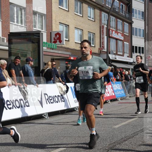 15.09.2024 - PSD Bank Halbmarathon Michael Strokosch http://msf.ph/oto/7062315 15.09.2024 11:48:38 Ziel 782, 1102, 1182, 1254, 1307, 1374, 1408, 1689, 1736, 1764, 2185, 2644 meine-sportfotos.de