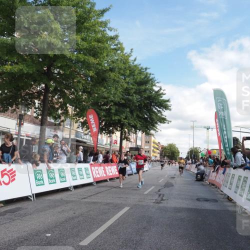 15.09.2024 - PSD Bank Halbmarathon Miley Keyser http://msf.ph/oto/7062318 15.09.2024 12:11:23 Ziel 1242, 1930, 2519, 2540, 2888, 2941, 3530 meine-sportfotos.de