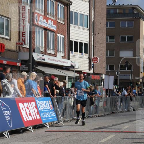 15.09.2024 - PSD Bank Halbmarathon Michael Strokosch http://msf.ph/oto/7062337 15.09.2024 11:48:42 Ziel 958, 1102, 1182, 1307, 1374, 1408, 1689, 1736, 1764, 2185, 2644 meine-sportfotos.de