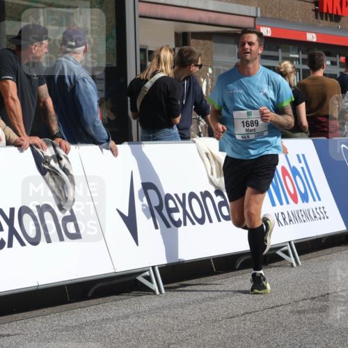 15.09.2024 - PSD Bank Halbmarathon Michael Strokosch http://msf.ph/oto/7062343 15.09.2024 11:48:46 Ziel 958, 1102, 1408, 1689, 1736, 1764, 1819, 2185, 2209, 2644, 2700 meine-sportfotos.de