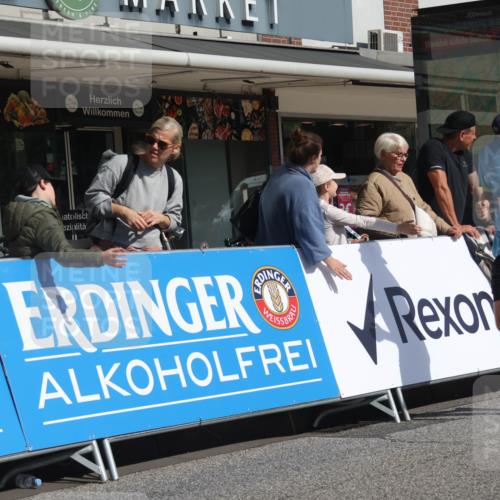 15.09.2024 - PSD Bank Halbmarathon Michael Strokosch http://msf.ph/oto/7062349 15.09.2024 11:48:47 Ziel 958, 1102, 1408, 1689, 1736, 1764, 1819, 2185, 2209, 2644, 2700 meine-sportfotos.de