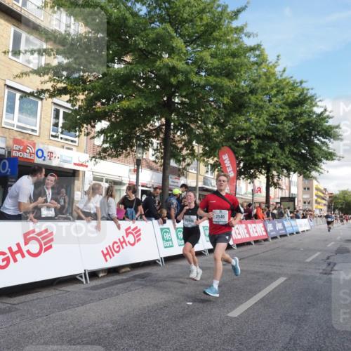 15.09.2024 - PSD Bank Halbmarathon Miley Keyser http://msf.ph/oto/7062359 15.09.2024 12:11:25 Ziel 1242, 1930, 2005, 2519, 2540, 2888, 2941, 3530 meine-sportfotos.de