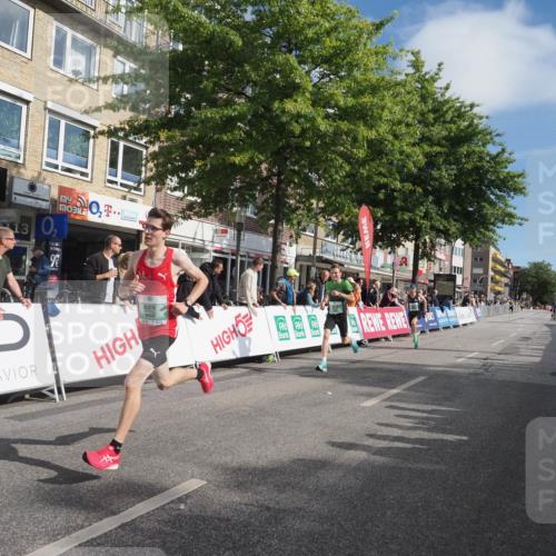 15.09.2024 - PSD Bank Halbmarathon Miley Keyser http://msf.ph/oto/7062365 15.09.2024 11:08:38 Ziel 477, 487, 562, 807, 1076 meine-sportfotos.de