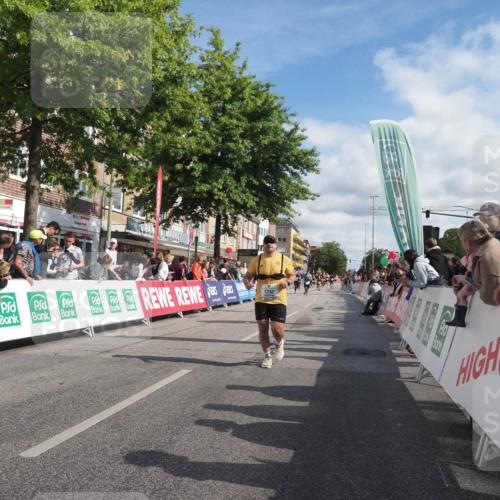 15.09.2024 - PSD Bank Halbmarathon Miley Keyser http://msf.ph/oto/7062380 15.09.2024 12:11:29 Ziel 1242, 1930, 2005, 2193, 2519, 2540, 2884, 2888, 2941, 3209, 3530 meine-sportfotos.de