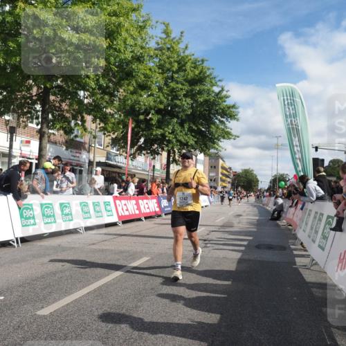 15.09.2024 - PSD Bank Halbmarathon Miley Keyser http://msf.ph/oto/7062398 15.09.2024 12:11:30 Ziel 1242, 1930, 2005, 2031, 2193, 2220, 2540, 2884, 2888, 2941, 3209, 3530 meine-sportfotos.de