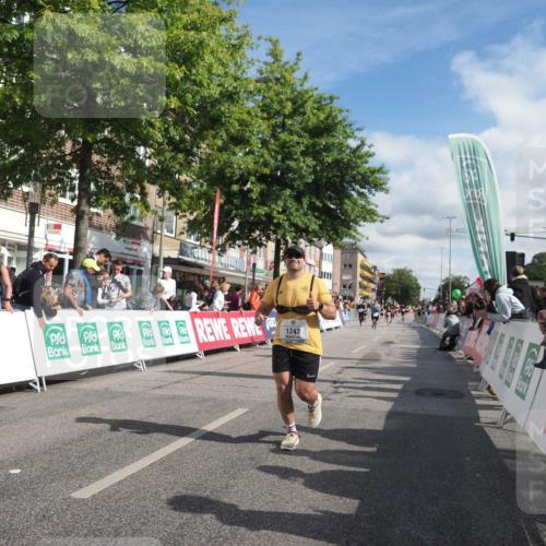 15.09.2024 - PSD Bank Halbmarathon Miley Keyser http://msf.ph/oto/7062402 15.09.2024 12:11:30 Ziel 1242, 1930, 2005, 2031, 2193, 2220, 2540, 2884, 2888, 2941, 3209, 3530 meine-sportfotos.de