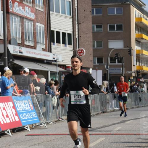 15.09.2024 - PSD Bank Halbmarathon Michael Strokosch http://msf.ph/oto/7062409 15.09.2024 11:48:57 Ziel 958, 1567, 1689, 1819, 1977, 2209, 2700 meine-sportfotos.de