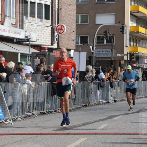 15.09.2024 - PSD Bank Halbmarathon Michael Strokosch http://msf.ph/oto/7062431 15.09.2024 11:49:00 Ziel 958, 1333, 1355, 1567, 1819, 1977, 2209, 2700 meine-sportfotos.de