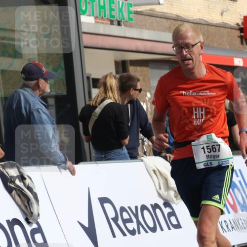 15.09.2024 - PSD Bank Halbmarathon Michael Strokosch http://msf.ph/oto/7062442 15.09.2024 11:49:03 Ziel 1333, 1355, 1567, 1819, 1977, 2209, 2700 meine-sportfotos.de