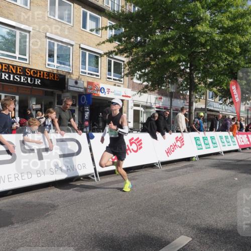 15.09.2024 - PSD Bank Halbmarathon Miley Keyser http://msf.ph/oto/7062454 15.09.2024 11:08:46 Ziel 496, 525, 807 meine-sportfotos.de