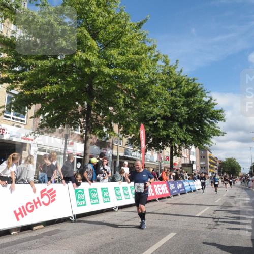 15.09.2024 - PSD Bank Halbmarathon Miley Keyser http://msf.ph/oto/7062457 15.09.2024 12:11:33 Ziel 1242, 1634, 1930, 2005, 2031, 2193, 2220, 2540, 2782, 2884, 2888, 3209, 3521 meine-sportfotos.de