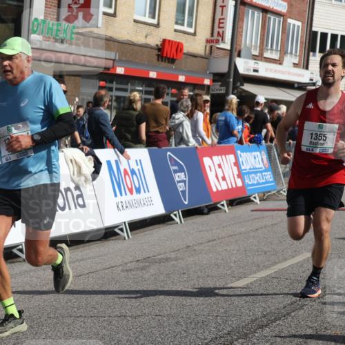 15.09.2024 - PSD Bank Halbmarathon Michael Strokosch http://msf.ph/oto/7062467 15.09.2024 11:49:08 Ziel 785, 1333, 1355, 1567, 1977 meine-sportfotos.de