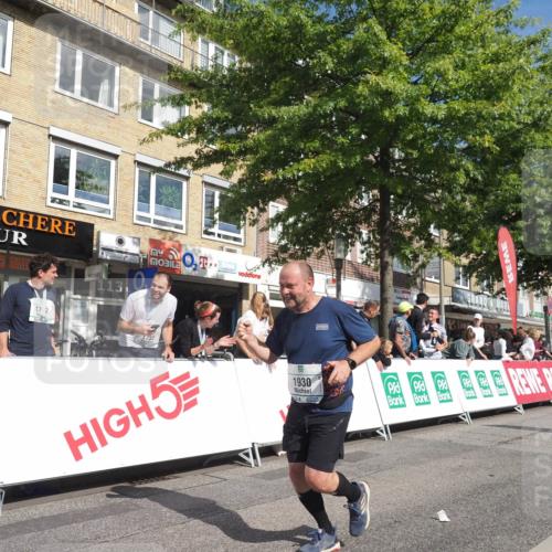 15.09.2024 - PSD Bank Halbmarathon Miley Keyser http://msf.ph/oto/7062502 15.09.2024 12:11:34 Ziel 1242, 1634, 1930, 2005, 2031, 2187, 2193, 2220, 2226, 2782, 2884, 2888, 3209, 3223, 3521 meine-sportfotos.de