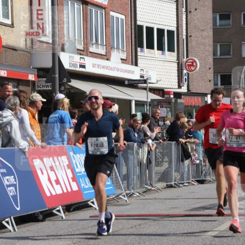 15.09.2024 - PSD Bank Halbmarathon Michael Strokosch http://msf.ph/oto/7062567 15.09.2024 11:49:28 Ziel 1229, 1500, 1579, 1620, 2219, 2701, 2838, 3182 meine-sportfotos.de