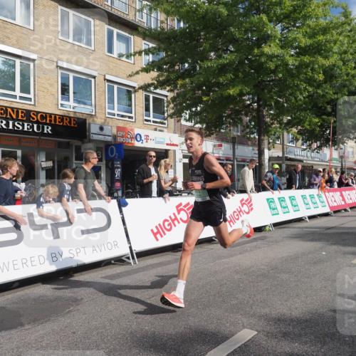 15.09.2024 - PSD Bank Halbmarathon Miley Keyser http://msf.ph/oto/7062568 15.09.2024 11:09:07 Ziel 495, 499, 510, 529 meine-sportfotos.de