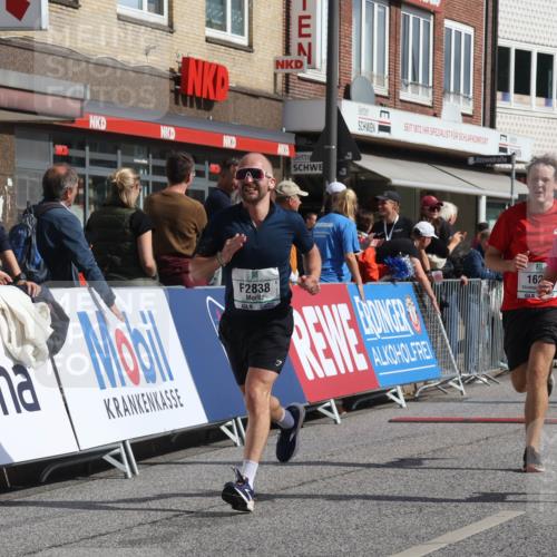 15.09.2024 - PSD Bank Halbmarathon Michael Strokosch http://msf.ph/oto/7062574 15.09.2024 11:49:29 Ziel 1229, 1500, 1579, 1620, 2219, 2701, 2838, 3182 meine-sportfotos.de