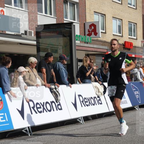 15.09.2024 - PSD Bank Halbmarathon Michael Strokosch http://msf.ph/oto/7062597 15.09.2024 11:49:33 Ziel 1229, 1475, 1579, 1620, 2096, 2701, 2838 meine-sportfotos.de