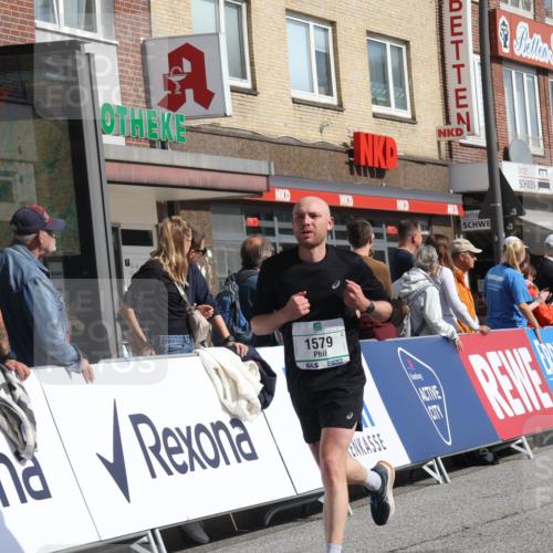 15.09.2024 - PSD Bank Halbmarathon Michael Strokosch http://msf.ph/oto/7062609 15.09.2024 11:49:35 Ziel 1229, 1475, 1525, 1579, 1620, 1796, 2096, 2701, 2768, 2838, 2857 meine-sportfotos.de