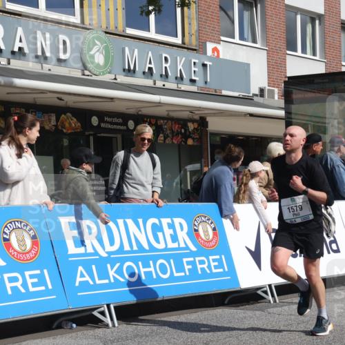 15.09.2024 - PSD Bank Halbmarathon Michael Strokosch http://msf.ph/oto/7062616 15.09.2024 11:49:36 Ziel 1229, 1475, 1525, 1579, 1620, 1796, 2096, 2701, 2768, 2838, 2857 meine-sportfotos.de