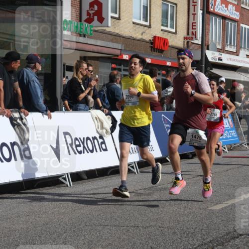 15.09.2024 - PSD Bank Halbmarathon Michael Strokosch http://msf.ph/oto/7062642 15.09.2024 11:49:41 Ziel 970, 1229, 1475, 1525, 1579, 1620, 1763, 1796, 1989, 2096, 2678, 2701, 2768, 2838, 2857 meine-sportfotos.de