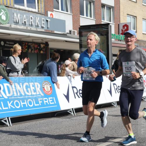 15.09.2024 - PSD Bank Halbmarathon Michael Strokosch http://msf.ph/oto/7062667 15.09.2024 11:49:44 Ziel 970, 1229, 1475, 1525, 1579, 1616, 1680, 1763, 1796, 1989, 2096, 2678, 2768, 2857 meine-sportfotos.de