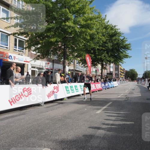 15.09.2024 - PSD Bank Halbmarathon Miley Keyser http://msf.ph/oto/7062670 15.09.2024 11:09:17 Ziel 402, 499, 529 meine-sportfotos.de