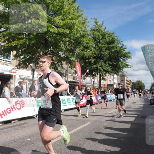 15.09.2024 - PSD Bank Halbmarathon Miley Keyser http://msf.ph/oto/7062696 15.09.2024 12:11:44 Ziel 1634, 1856, 1930, 2005, 2031, 2187, 2193, 2197, 2220, 2226, 2405, 2406, 2575, 2782, 2884, 3209, 3223, 3521 meine-sportfotos.de