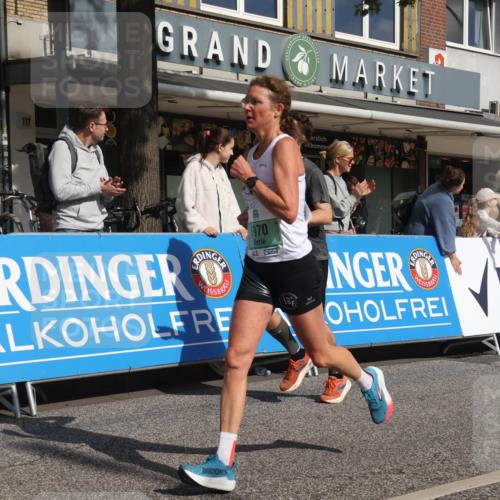 15.09.2024 - PSD Bank Halbmarathon Michael Strokosch http://msf.ph/oto/7062705 15.09.2024 11:49:50 Ziel 970, 1475, 1525, 1616, 1680, 1692, 1763, 1796, 1892, 1989, 2096, 2678, 2768, 2857 meine-sportfotos.de