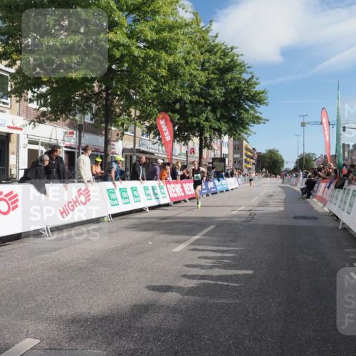 15.09.2024 - PSD Bank Halbmarathon Miley Keyser http://msf.ph/oto/7062711 15.09.2024 11:09:30 Ziel 402, 505 meine-sportfotos.de