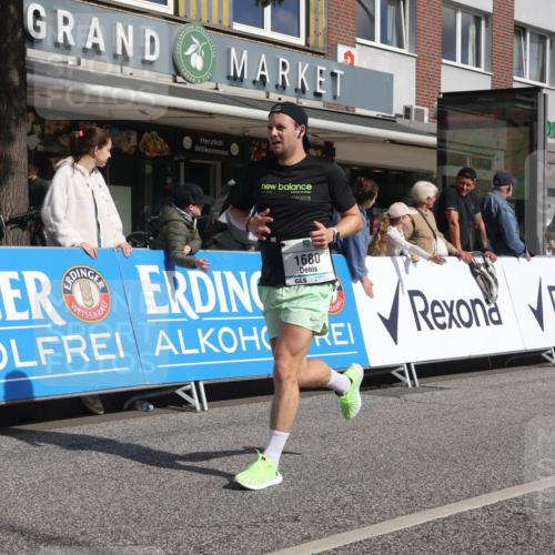 15.09.2024 - PSD Bank Halbmarathon Michael Strokosch http://msf.ph/oto/7062722 15.09.2024 11:49:53 Ziel 970, 1475, 1525, 1616, 1680, 1692, 1763, 1796, 1892, 1989, 2096, 2678, 2768, 2857, 3537 meine-sportfotos.de