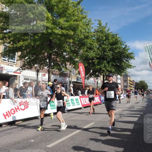 15.09.2024 - PSD Bank Halbmarathon Miley Keyser http://msf.ph/oto/7062723 15.09.2024 12:11:45 Ziel 1634, 1856, 2005, 2031, 2187, 2193, 2197, 2220, 2226, 2405, 2406, 2575, 2782, 2810, 2884, 3209, 3223, 3521 meine-sportfotos.de