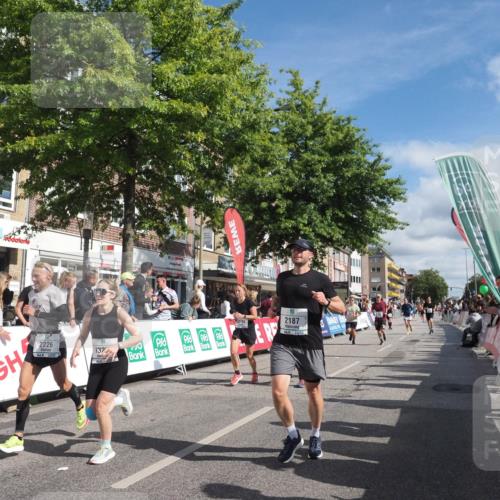 15.09.2024 - PSD Bank Halbmarathon Miley Keyser http://msf.ph/oto/7062732 15.09.2024 12:11:45 Ziel 1634, 1856, 2005, 2031, 2187, 2193, 2197, 2220, 2226, 2405, 2406, 2575, 2782, 2810, 2884, 3209, 3223, 3521 meine-sportfotos.de
