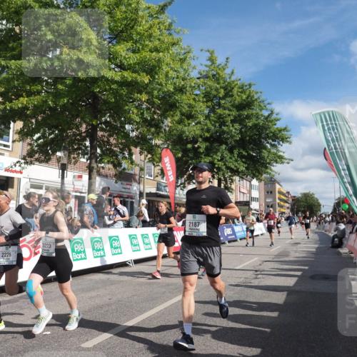 15.09.2024 - PSD Bank Halbmarathon Miley Keyser http://msf.ph/oto/7062737 15.09.2024 12:11:45 Ziel 1634, 1856, 2005, 2031, 2187, 2193, 2197, 2220, 2226, 2405, 2406, 2575, 2782, 2810, 2884, 3209, 3223, 3521 meine-sportfotos.de