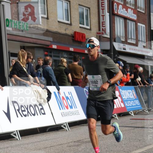 15.09.2024 - PSD Bank Halbmarathon Michael Strokosch http://msf.ph/oto/7062738 15.09.2024 11:49:56 Ziel 965, 970, 1154, 1311, 1528, 1572, 1616, 1680, 1692, 1763, 1892, 1989, 2678, 3537 meine-sportfotos.de