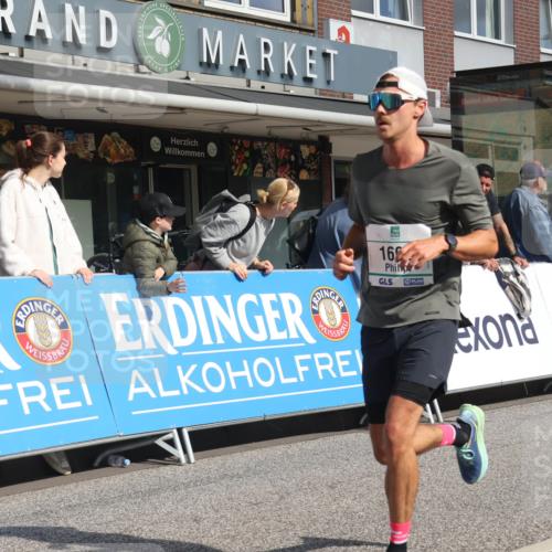 15.09.2024 - PSD Bank Halbmarathon Michael Strokosch http://msf.ph/oto/7062744 15.09.2024 11:49:58 Ziel 965, 970, 1154, 1311, 1528, 1572, 1616, 1680, 1692, 1763, 1892, 1989, 3537 meine-sportfotos.de