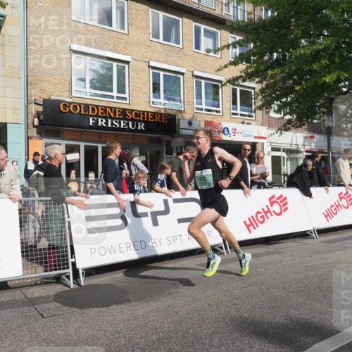 15.09.2024 - PSD Bank Halbmarathon Miley Keyser http://msf.ph/oto/7062752 15.09.2024 11:09:32 Ziel 402, 505 meine-sportfotos.de