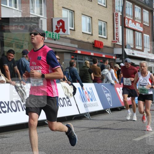15.09.2024 - PSD Bank Halbmarathon Michael Strokosch http://msf.ph/oto/7062774 15.09.2024 11:50:03 Ziel 965, 1154, 1311, 1353, 1528, 1572, 1616, 1680, 1692, 1892, 2067, 3536, 3537 meine-sportfotos.de