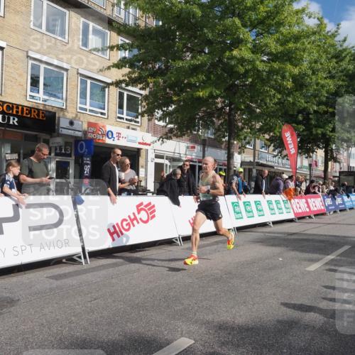 15.09.2024 - PSD Bank Halbmarathon Miley Keyser http://msf.ph/oto/7062780 15.09.2024 11:09:36 Ziel 402, 504, 505 meine-sportfotos.de