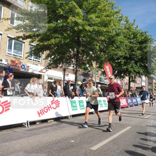 15.09.2024 - PSD Bank Halbmarathon Miley Keyser http://msf.ph/oto/7062804 15.09.2024 12:11:49 Ziel 1634, 1856, 2031, 2187, 2193, 2197, 2220, 2226, 2405, 2406, 2575, 2782, 2809, 2810, 2884, 3209, 3223, 3521 meine-sportfotos.de