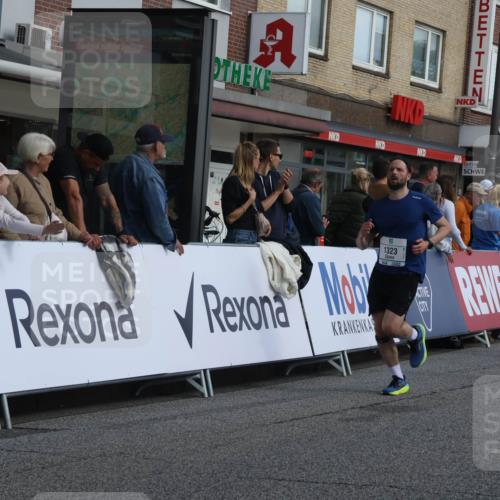 15.09.2024 - PSD Bank Halbmarathon Michael Strokosch http://msf.ph/oto/7062831 15.09.2024 11:50:13 Ziel 965, 1154, 1311, 1323, 1353, 1463, 1491, 1521, 1528, 1572, 1619, 1635, 1743, 2067, 2436, 2508, 2719, 3536, 3537 meine-sportfotos.de