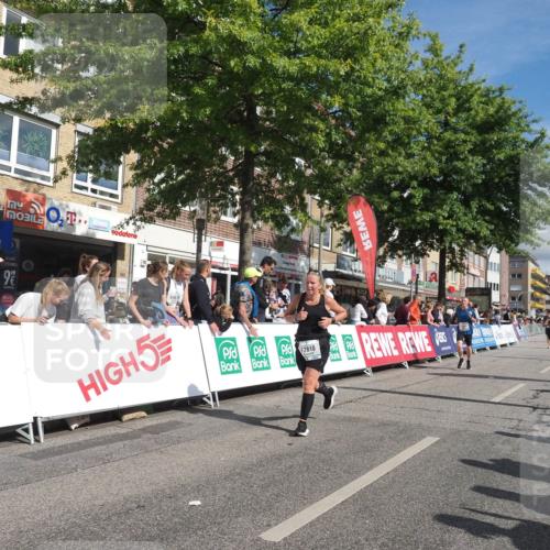 15.09.2024 - PSD Bank Halbmarathon Miley Keyser http://msf.ph/oto/7062855 15.09.2024 12:11:54 Ziel 1634, 1856, 2001, 2120, 2187, 2197, 2226, 2405, 2406, 2575, 2782, 2809, 2810, 3223, 3521, 3531 meine-sportfotos.de