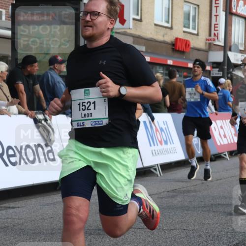 15.09.2024 - PSD Bank Halbmarathon Michael Strokosch http://msf.ph/oto/7062858 15.09.2024 11:50:17 Ziel 1323, 1353, 1463, 1491, 1521, 1619, 1635, 1743, 2067, 2436, 2508, 2514, 2719, 3536, 3546 meine-sportfotos.de