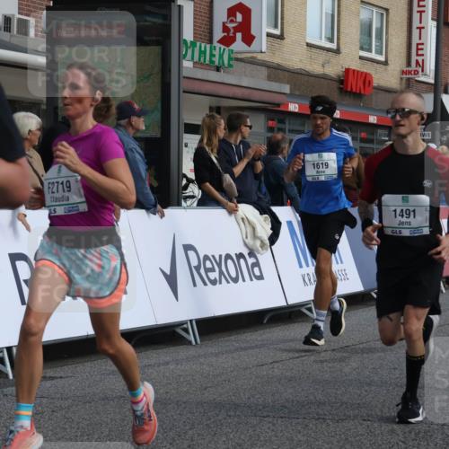 15.09.2024 - PSD Bank Halbmarathon Michael Strokosch http://msf.ph/oto/7062860 15.09.2024 11:50:17 Ziel 1323, 1353, 1463, 1491, 1521, 1619, 1635, 1743, 2067, 2436, 2508, 2514, 2719, 3536, 3546 meine-sportfotos.de