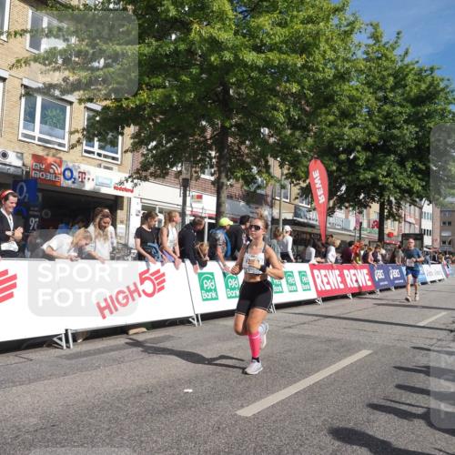 15.09.2024 - PSD Bank Halbmarathon Miley Keyser http://msf.ph/oto/7062914 15.09.2024 12:11:59 Ziel 1856, 2001, 2013, 2065, 2120, 2197, 2575, 2809, 2810, 3531 meine-sportfotos.de