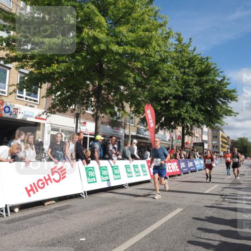 15.09.2024 - PSD Bank Halbmarathon Miley Keyser http://msf.ph/oto/7062931 15.09.2024 12:12:01 Ziel 1856, 2001, 2013, 2065, 2120, 2809, 2810, 3531 meine-sportfotos.de