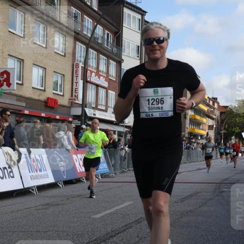 15.09.2024 - PSD Bank Halbmarathon Michael Strokosch http://msf.ph/oto/7062947 15.09.2024 11:50:36 Ziel 783, 1296, 1312, 1493, 1501, 1632, 1666, 1813, 1851, 1940, 2514, 2666, 3546 meine-sportfotos.de